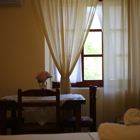 La Casa Di Nonna Apartment Qeparo Ngoại thất bức ảnh